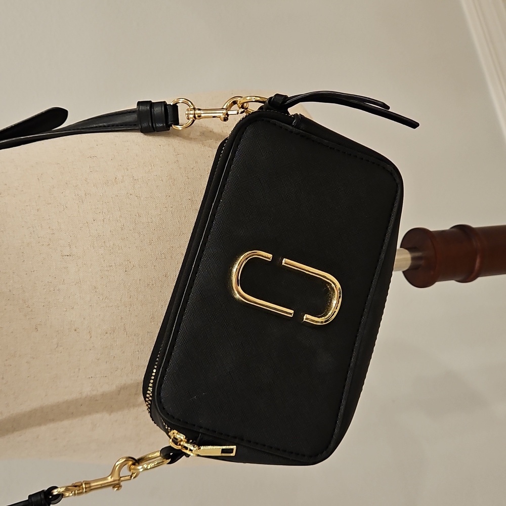Marc Jacobs Leather Crossbody Purse